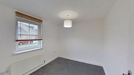 2 bedroom semi-detached house to rent - Photo 3