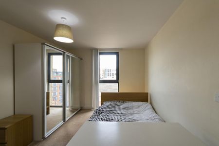 2 bedroom apartment to rent - Photo 4
