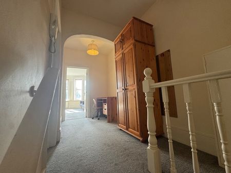 5 Bed Maisonette, Ballards Lane, N3 - Photo 3