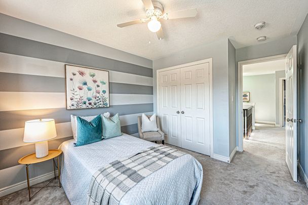 For Lease - 10 Mccabe Lane, New Tecumseth, Ontario - Photo 1