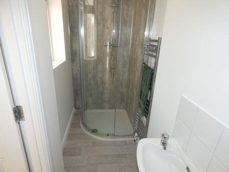 Studio to rent - Photo 5