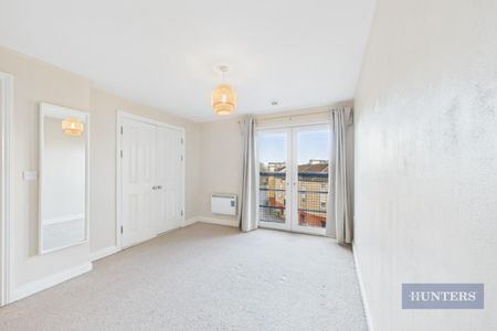 2 bedroom Flat To Let - Photo 5