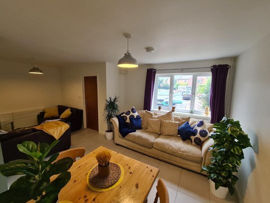 7 bedroom detached house to rent - Photo 1