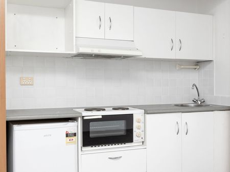 Home For Rent - Photo 3