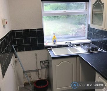 2 bedroom semi-detached house to rent - Photo 1