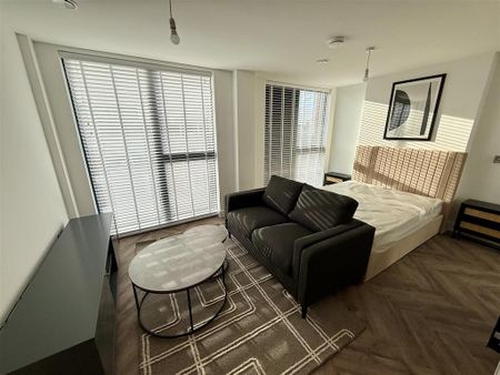 Studio to rent - Photo 4