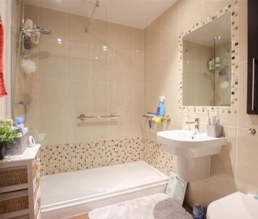 2 bedroom semi-detached house to rent - Photo 1