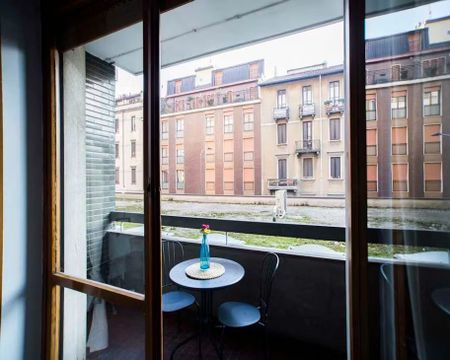 Via Francesco Arese, Milan, Lombardy 20159 - Photo 2