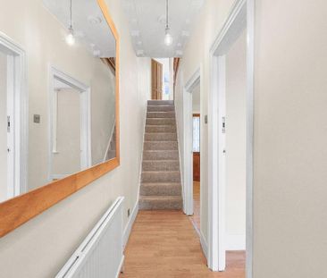 4 bedroom terraced house to rent - Photo 2