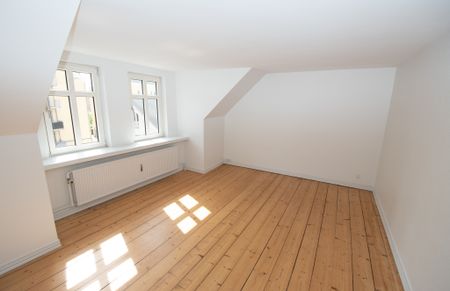 Lys og moderne lejlighed med gårdhave i Aalborg - Foto 4