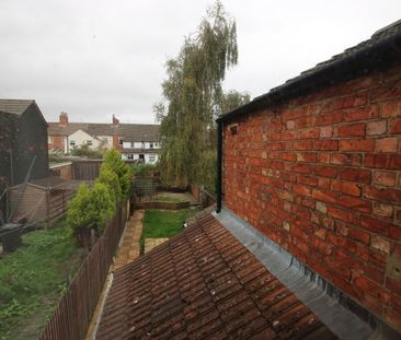 Princes Street, Kettering, Northamptonshire, NN16 - Photo 3