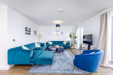 4 bedroom terraced house to rent - Photo 3