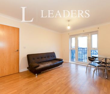 2 bedroom apartment to rent Maple Gardens, 20-26 Upper High Street,... - Photo 2