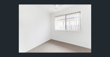 Spacious Family Living in a Quiet, Premium Pocket - Photo 4