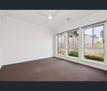 5/14A Nelson Street, California Gully, Vic 3556 - Photo 3