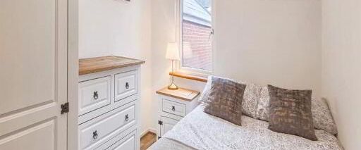 Room 2, 33 Farnham Street, Belfast, BT7 2FL - Photo 1