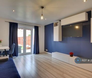 2 bedroom terraced house to rent - Photo 1