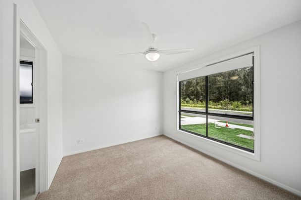 25 Solomon Drive, Lake Cathie NSW 2445 - House For Rent | Domain - Photo 1