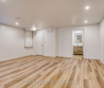 72 Nanaimo Crescent - Photo 5