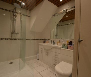 3 bedroom flat to rent - Photo 2