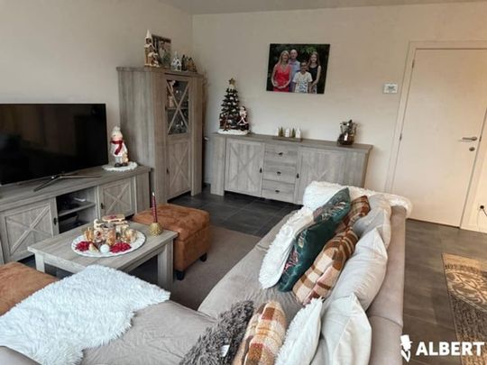 Appartement te huur - Photo 1