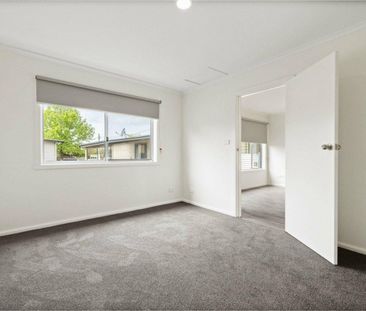 SPACIOUS ONE BEDROOM UNIT - Photo 2