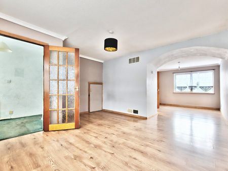 3 bedroom terraced house to rent - Photo 5