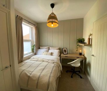 6 bedroom terraced house to rent - Photo 3