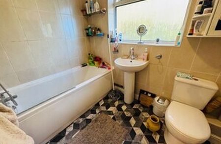 Chiltern Road, Stourbridge, DY8 4UL - Photo 3
