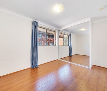 Private Two-Bedroom Apartment in a Peaceful Lane Cove Setting - Photo 2