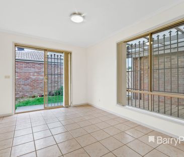 Short Distance To Northland Shopping Centre! - Photo 3