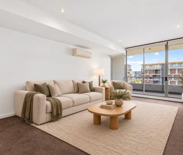 Modern apartment in sought-after resort style complex - Photo 1