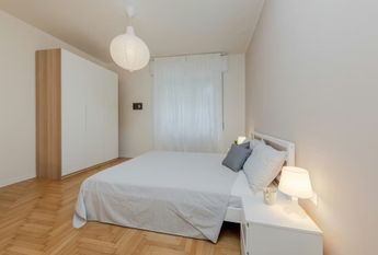 Via Giovanni Pascoli, Padova, Veneto 35125