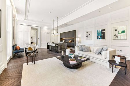 Beautiful 3 bedroom duplex apartment on the border of Regent's Park. - Photo 4