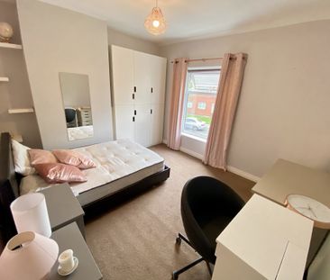Swinton, SALFORD - Photo 1