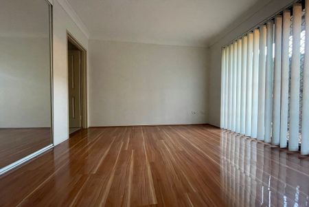 SPACIOUS 2 BEDROOM UNIT - Photo 2