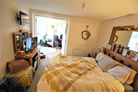 Flat E, 301 Upperthorpe - Photo 3