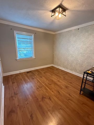 For Lease - 19 Westchester Street, Toronto, Ontario - Photo 2