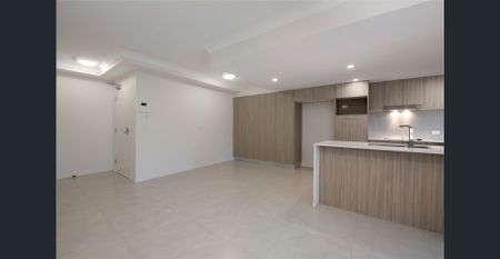 Convenience Overload with this 3 Bed 2 Bath so close to the CBD ! - Photo 5