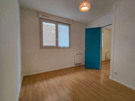 Location Appartement 2 pièces 32m² - Photo 2