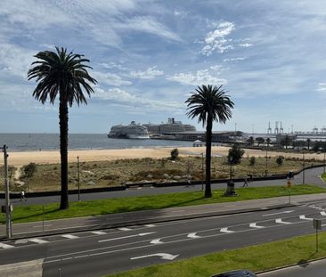 Port Melbourne - Photo 3