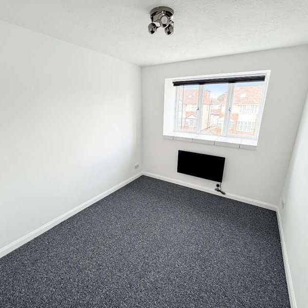 Springwell Road, Heston, Hounslow, TW5 - Photo 1