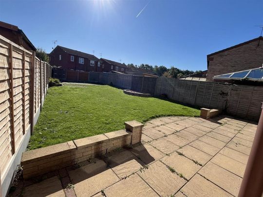 3 bedroom detached house to rent - Photo 1