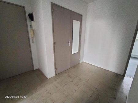 Location Appartement 3 pièces 61m² NANTES 44000 - Photo 2