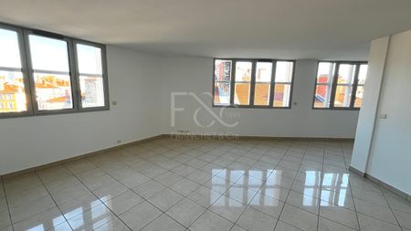 T3 de 113m² - Rue Bourgelat à Lyon 2ème - Photo 5