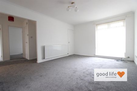 Morval Close, Moorside, Sunderland - Photo 4