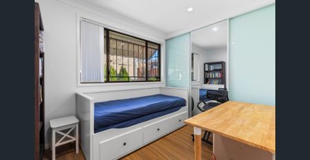 Low-Maintenance Living | Walk-to-Station 3-Bed + Teenage Retreat or WFH Space - Photo 4