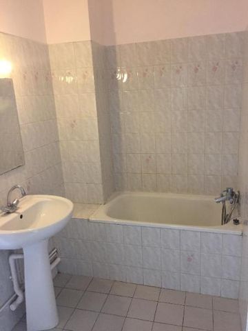 Location Appartement 2 pièces 47m² LYON 6ème - Photo 4