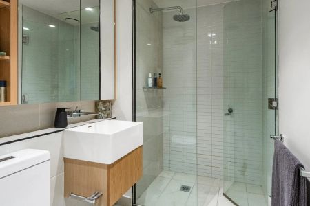 Stylish One-Bedroom Apartment in the Heart of South Yarra - Photo 3