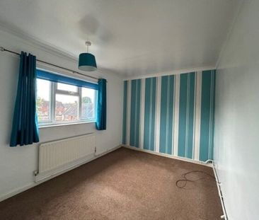 Hyde Close, Great Sutton - Photo 3